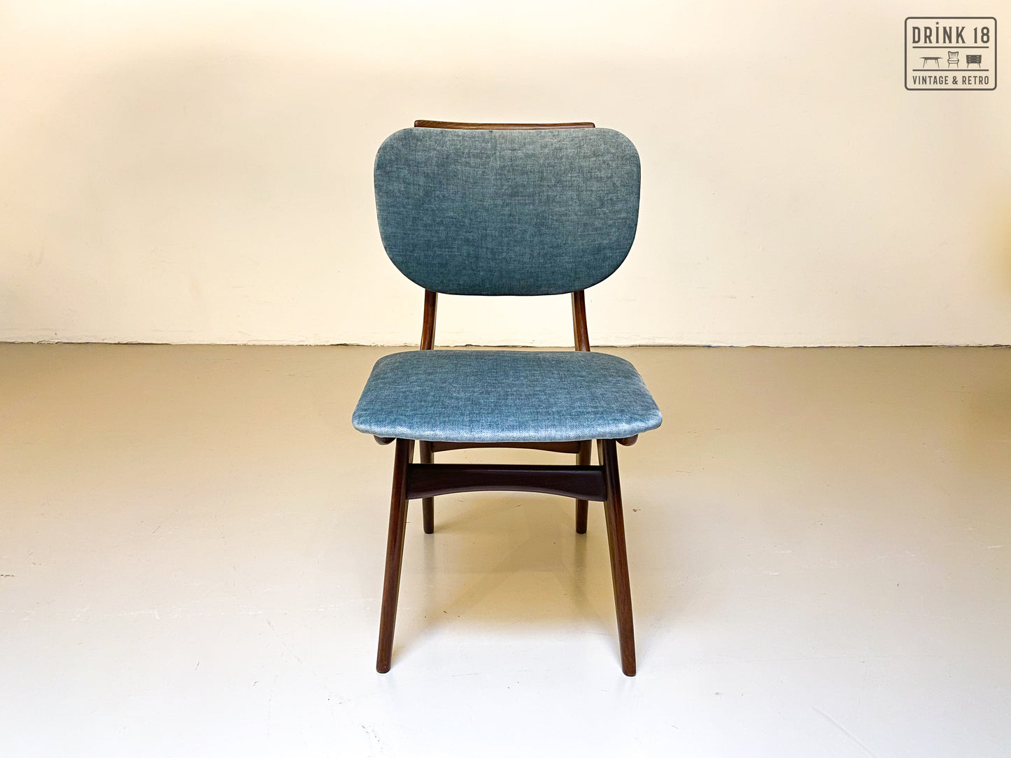 Vier vintage eetkamerstoelen - Louis van Teeffelen