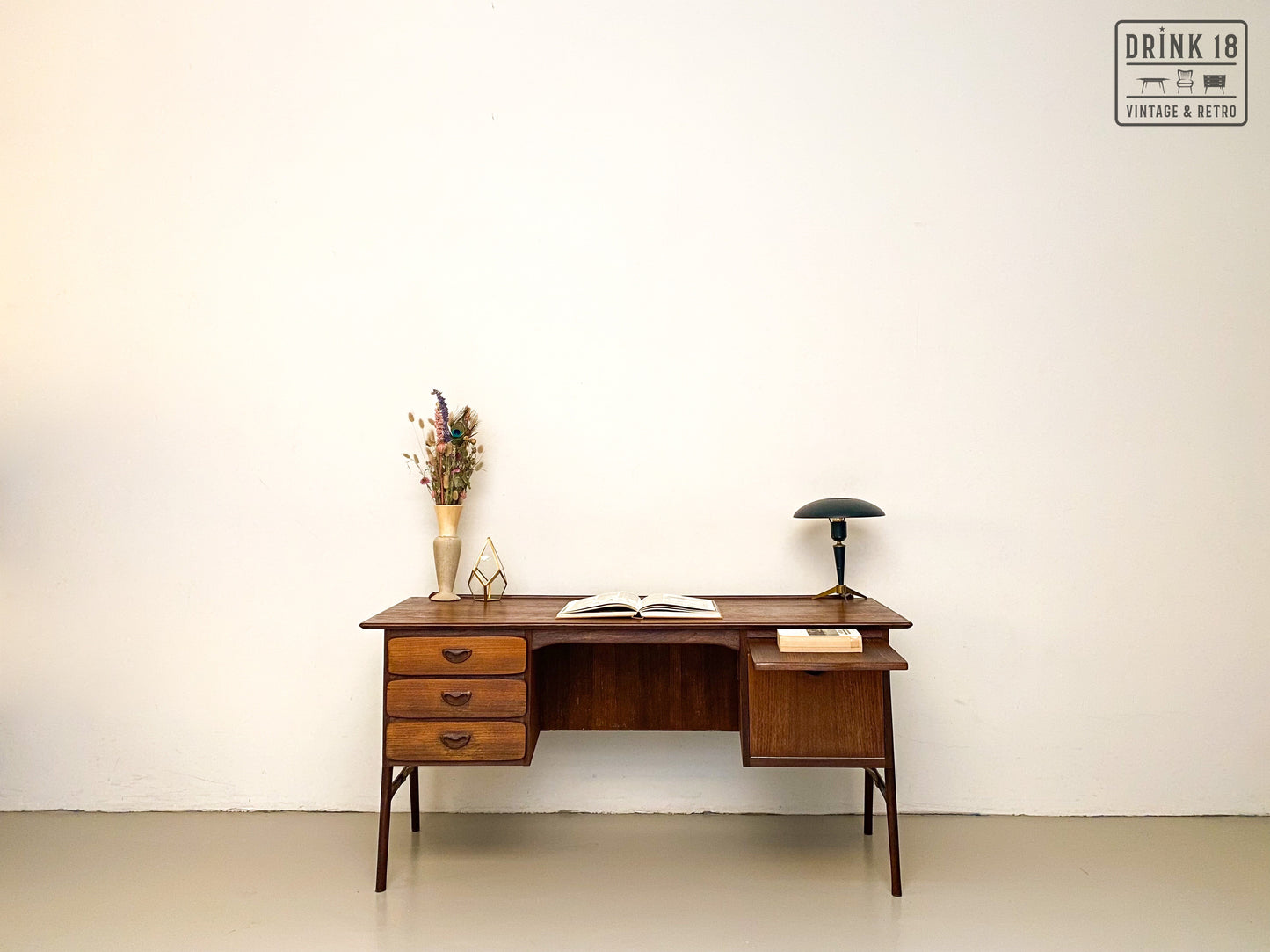 Boomerang XL Bureau met stoel - Louis van Teeffelen