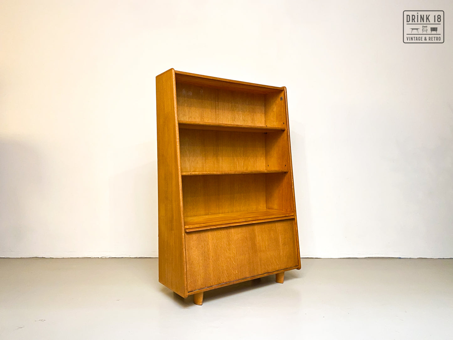 Wandmeubel Eikenserie - Pastoe
