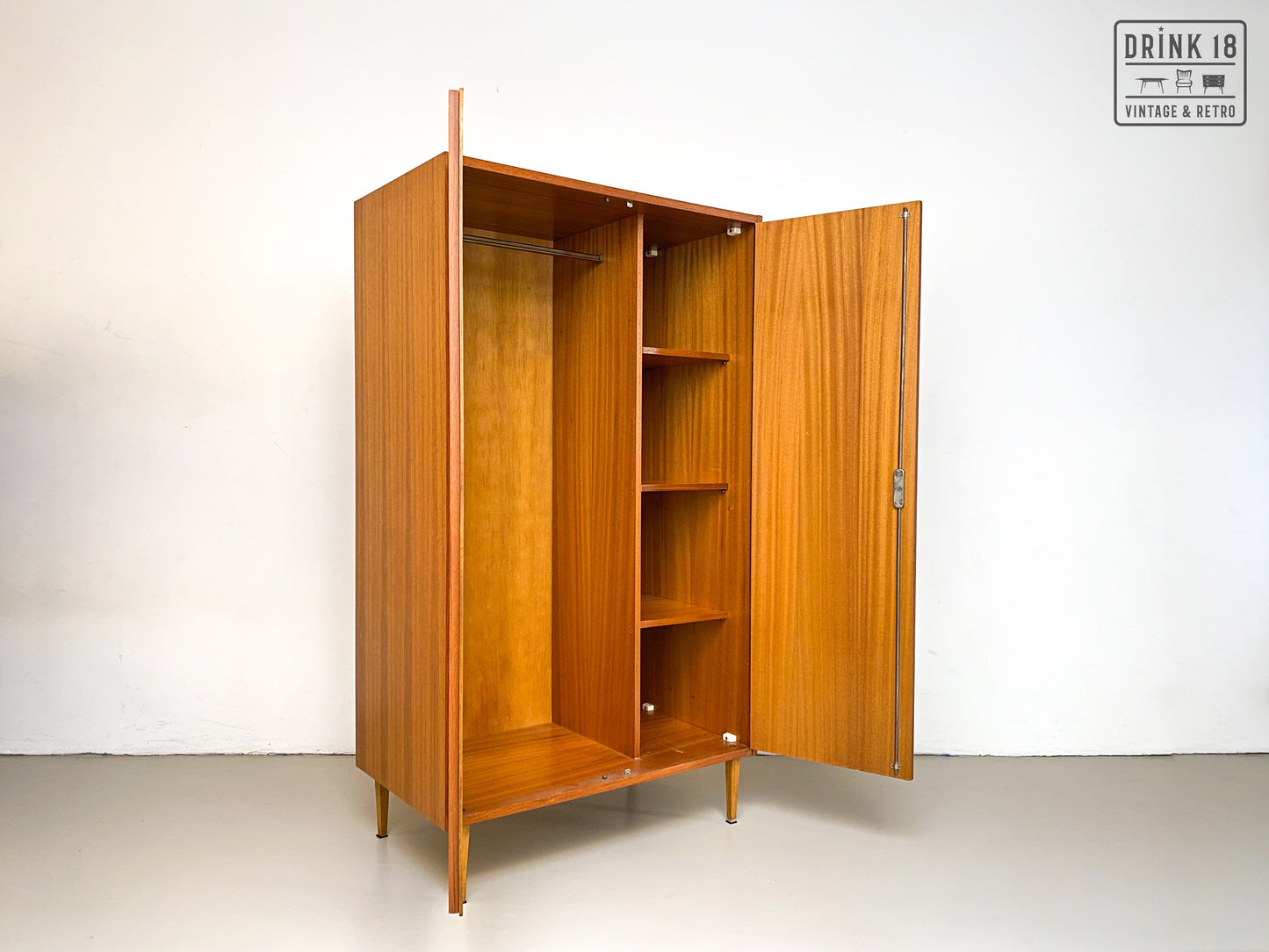 Vintage - Kleerkast light