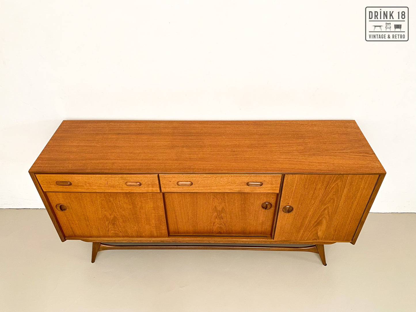 Sideboard - Louis Van Teeffelen