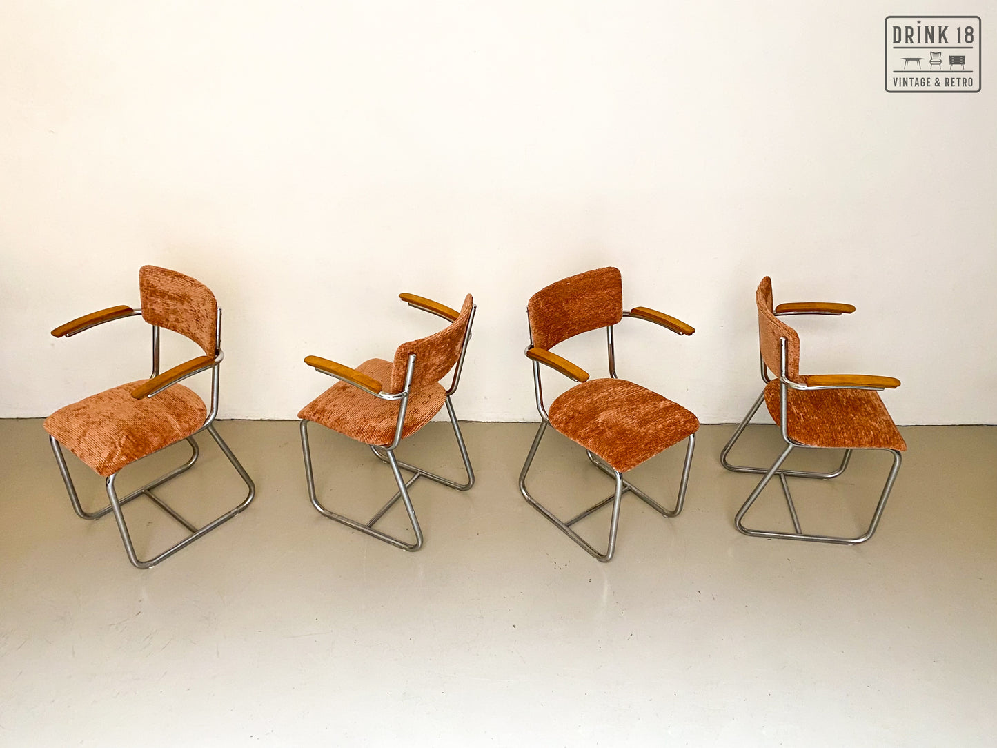 Vintage - Vier eetkamerstoelen #1