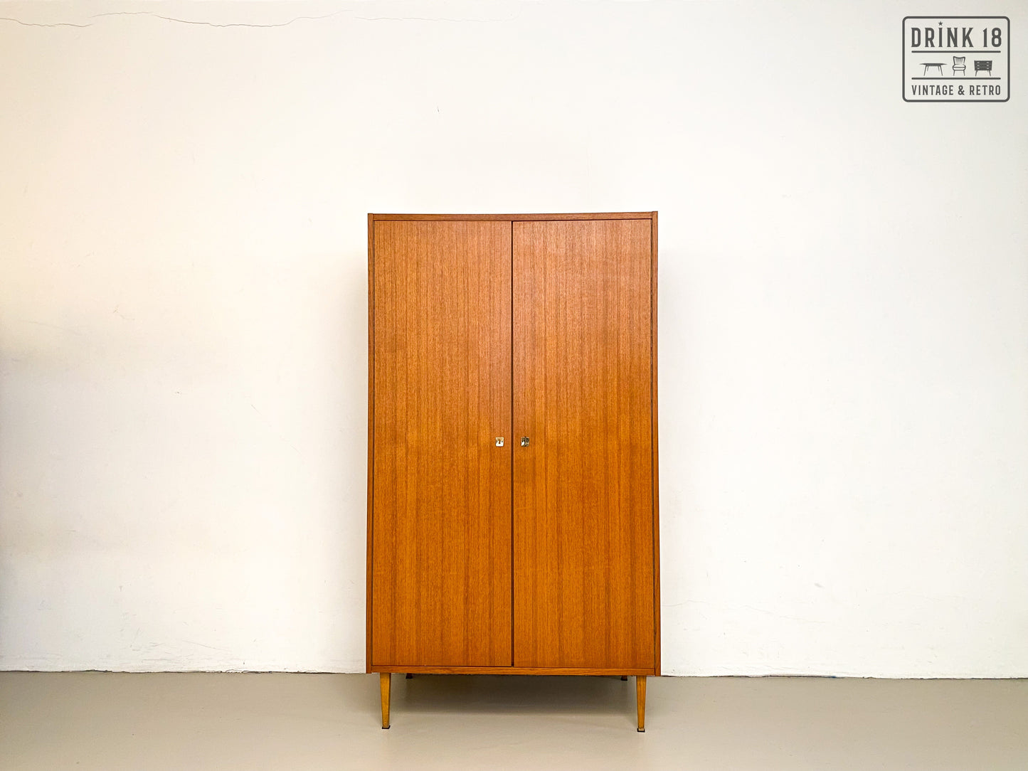 Vintage - Kleerkast light