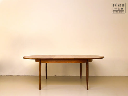 Verlengbare ovale eettafel - G-plan
