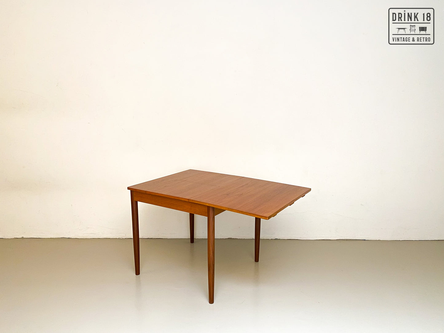 Vintage - Verlengbare vierkante eettafel #1