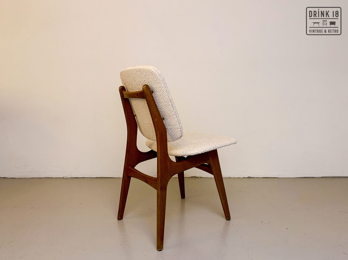 Zes vintage eetkamerstoelen - Louis van Teeffelen