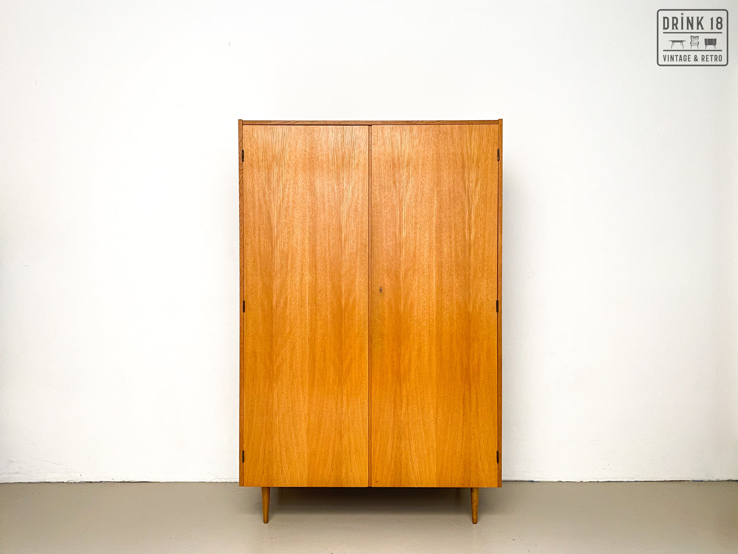 Vintage - Kleerkast light