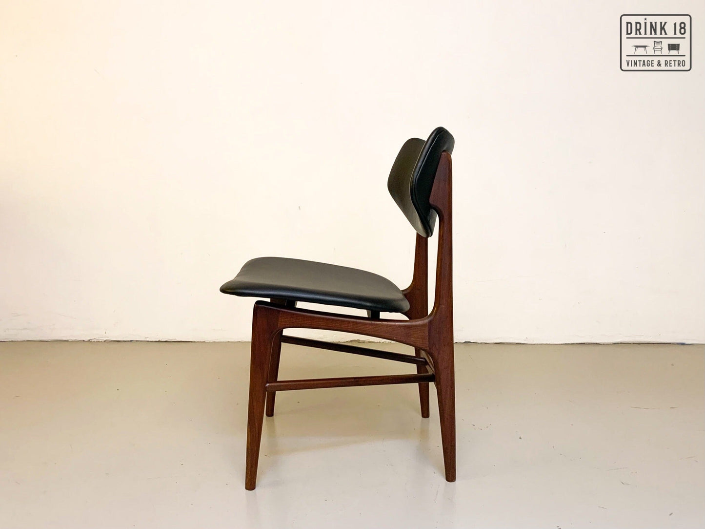 Vier vintage Hamar stoelen - Louis van Teeffelen