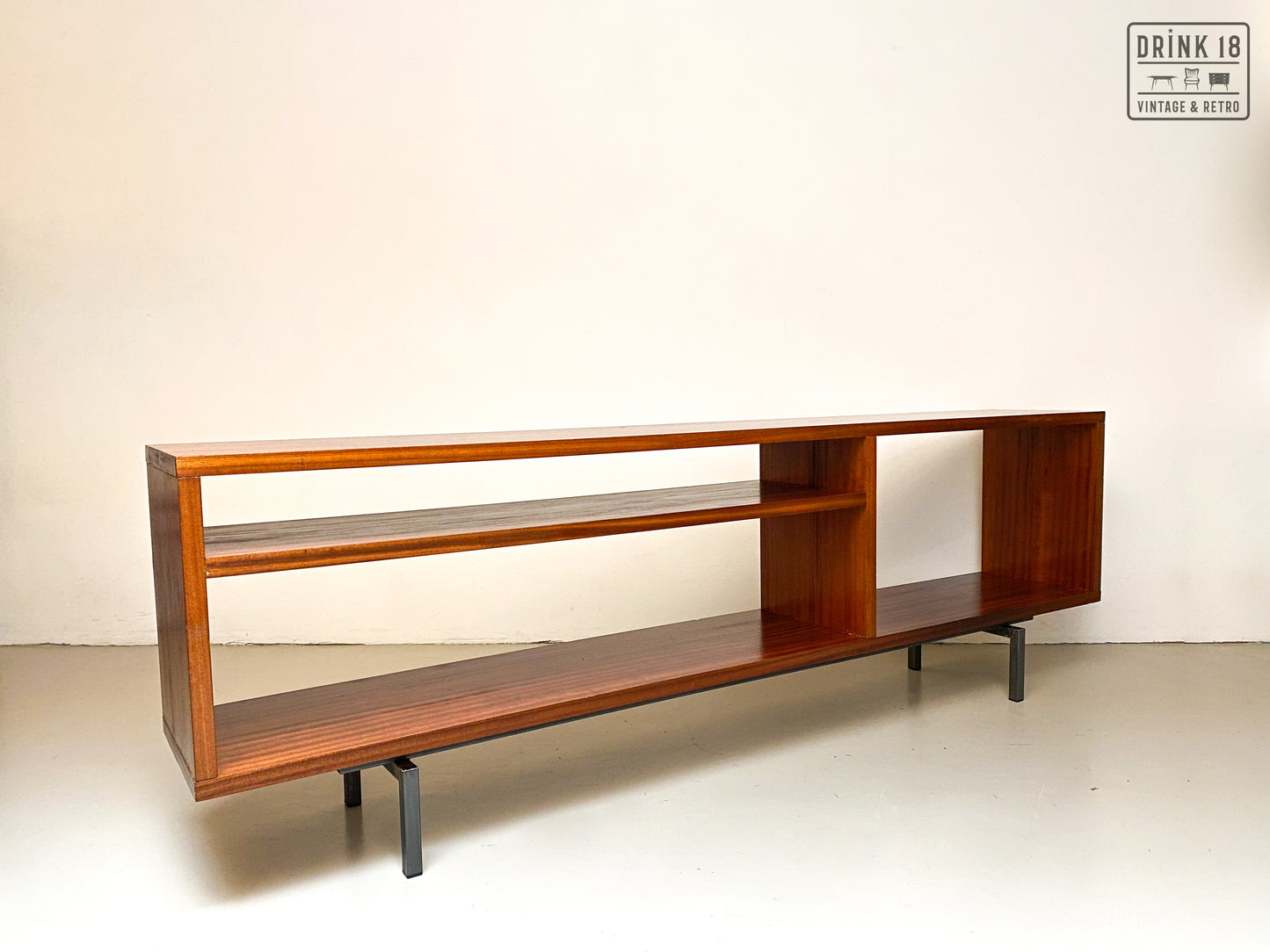 Vintage - Sideboard #7
