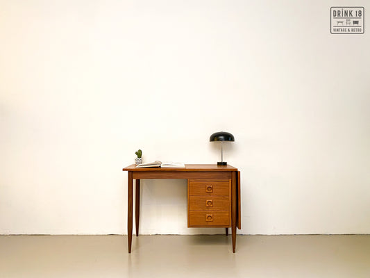 Drop-leaf bureau - Arne Vodder