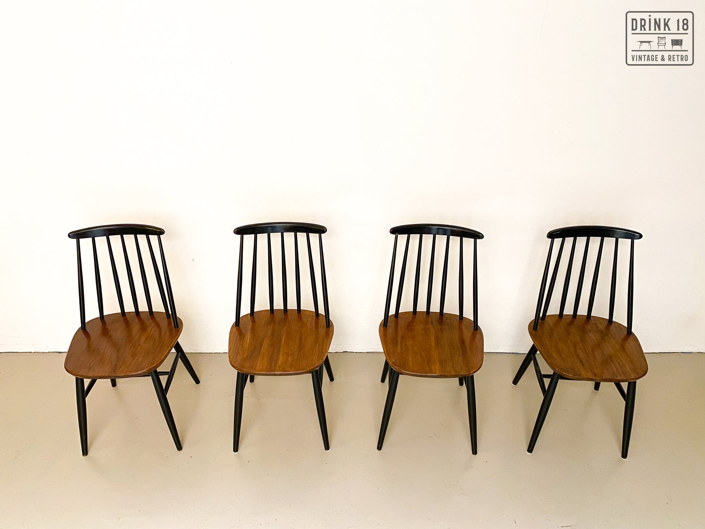 Vier Spijlenstoelen - Edsby Verken voor Pastoe