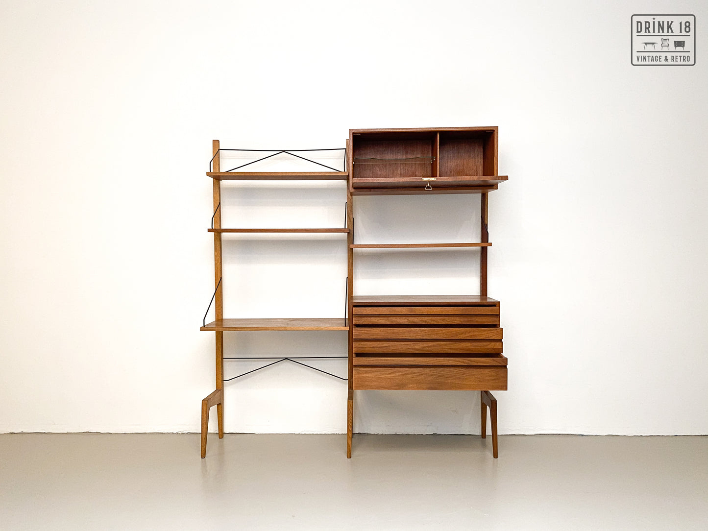 Poul Cadovius - Wandsysteem #2