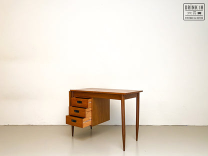 Drop-leaf bureau - Arne Vodder