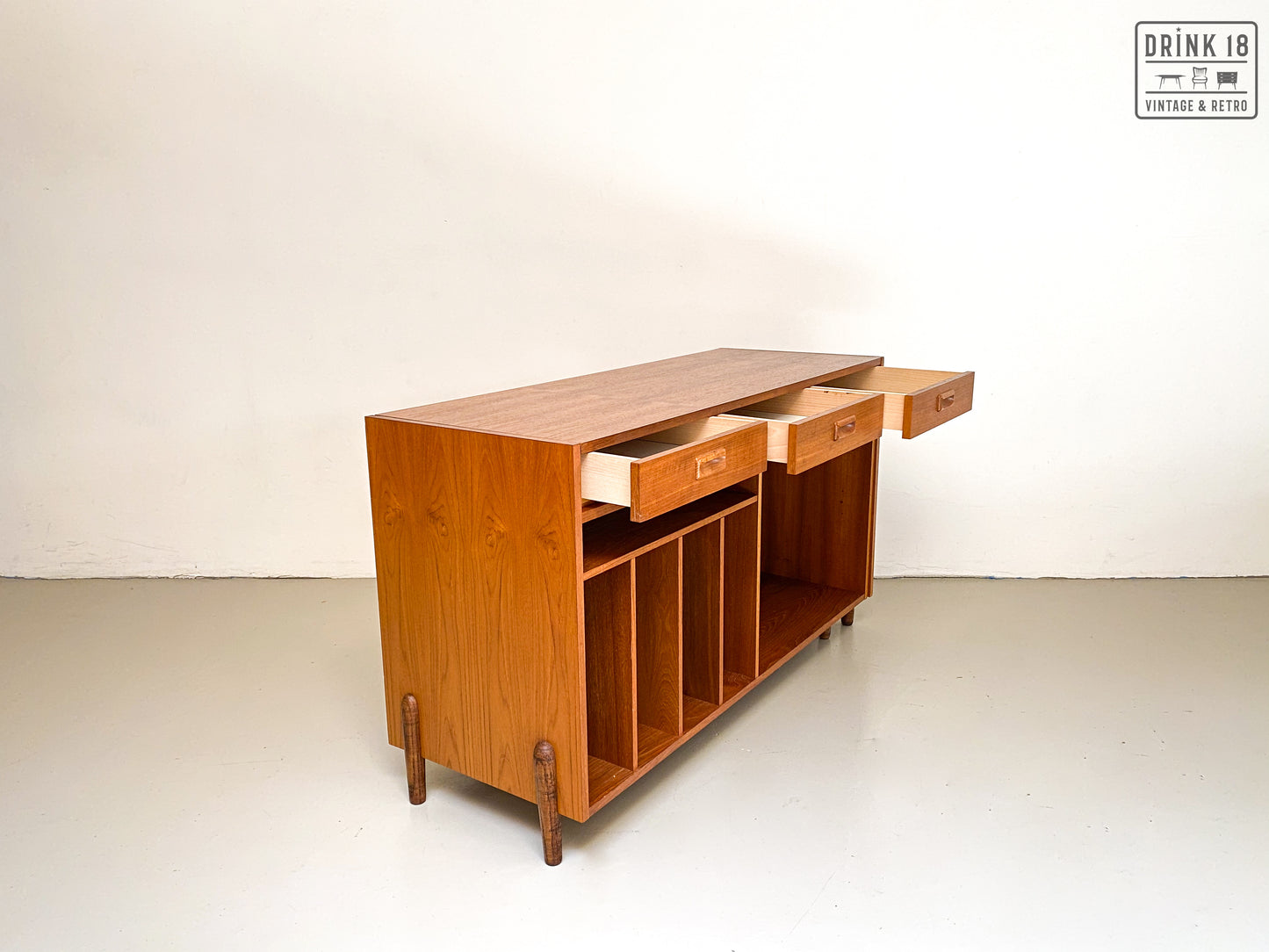 Vintage - Bureau / Wandmeubel