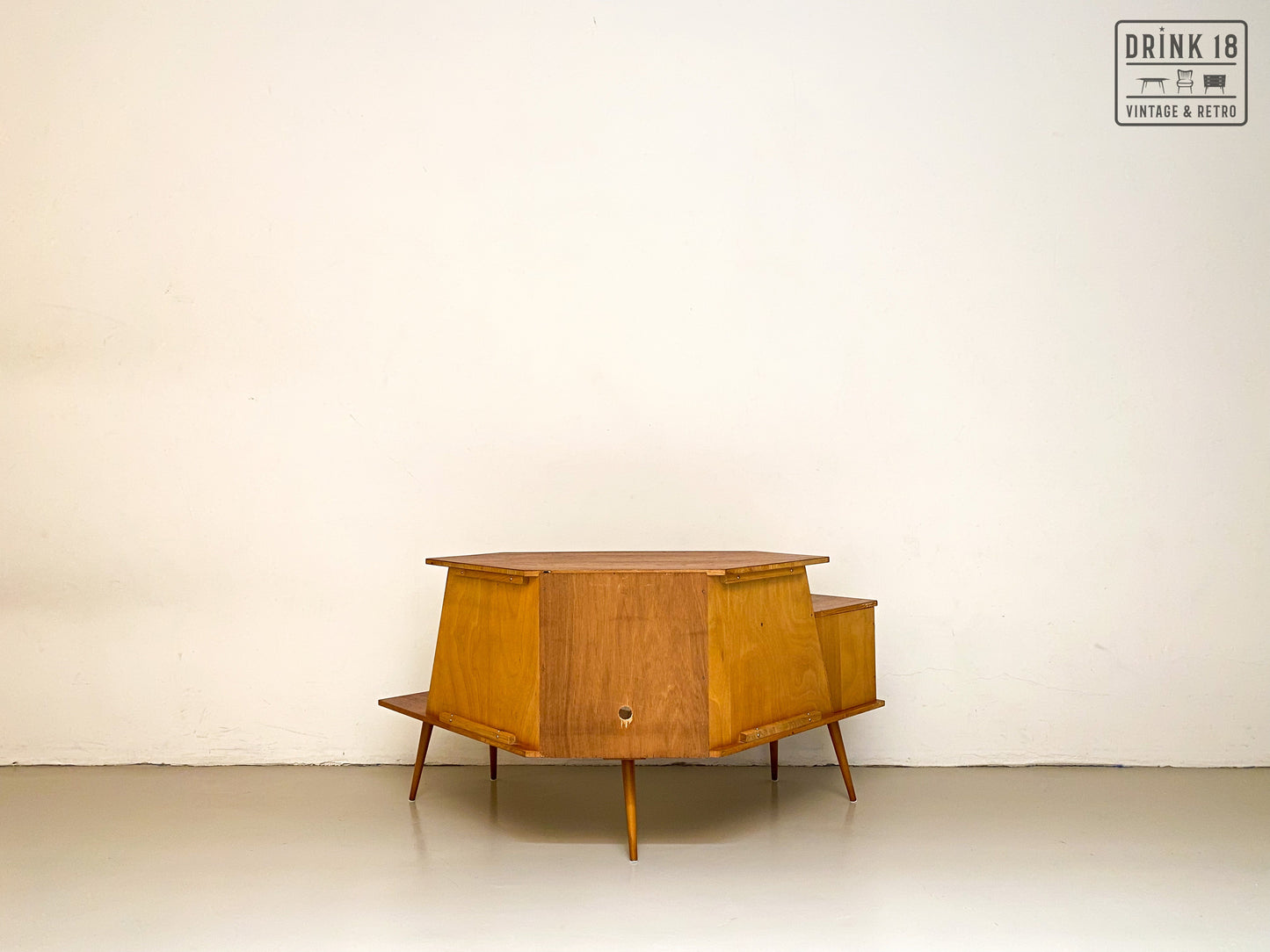 Vintage Design - TV Meubel/Hoekkast