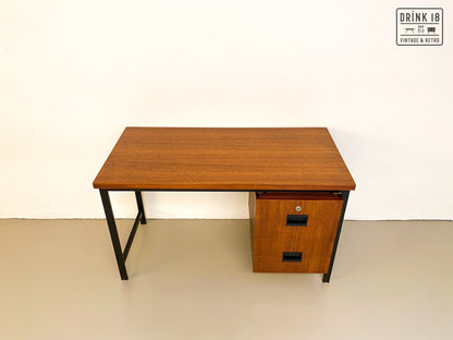 Bureau EH01 (JS) - C.B. voor Pastoe