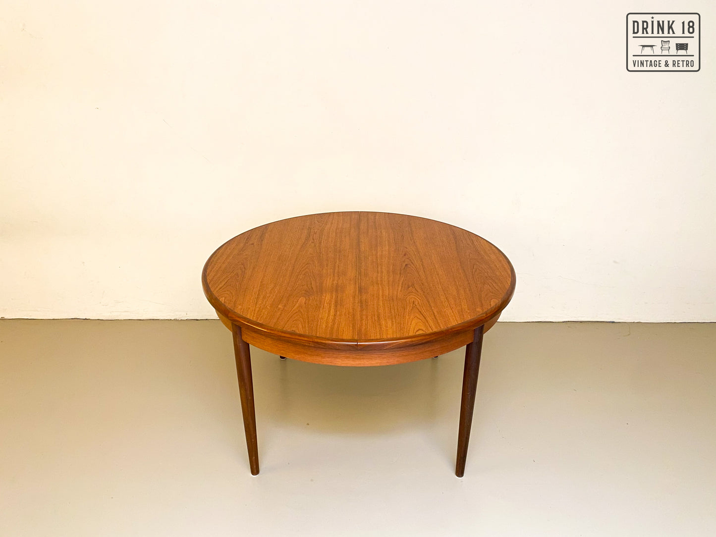 Verlengbare ronde eettafel - G-plan