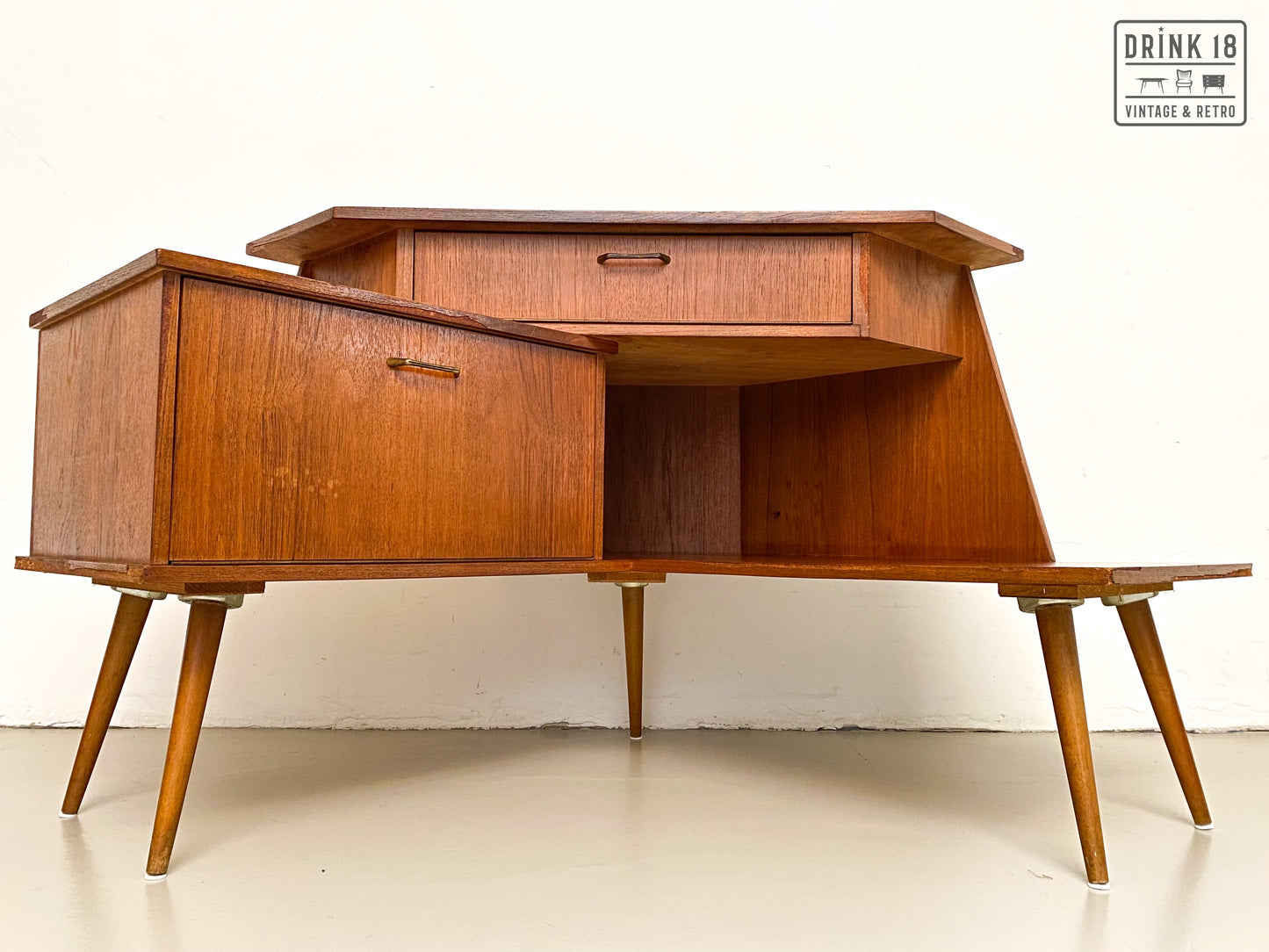 Vintage Design - TV Meubel/Hoekkast