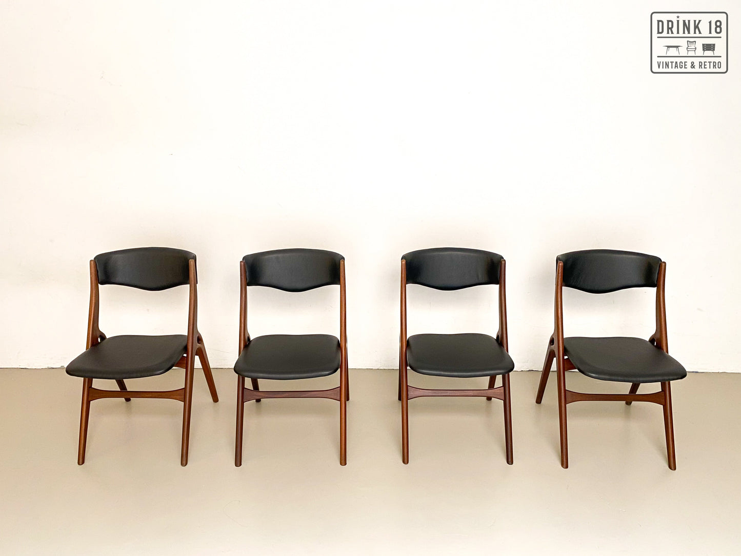 Vier vintage Aska stoelen - Louis van Teeffelen