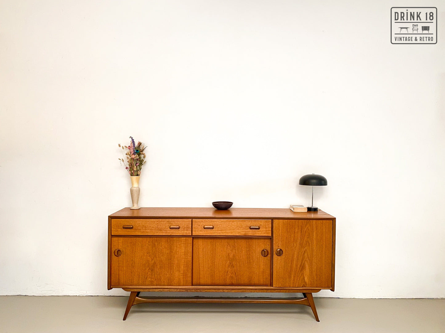 Sideboard - Louis Van Teeffelen