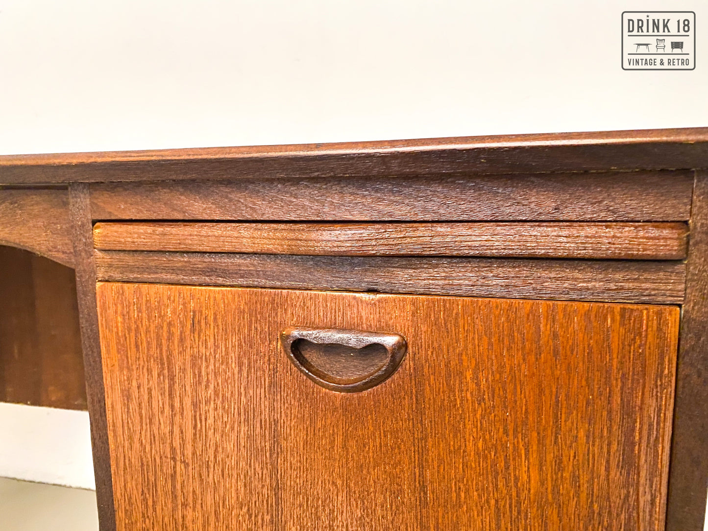 Boomerang XL Bureau met stoel - Louis van Teeffelen