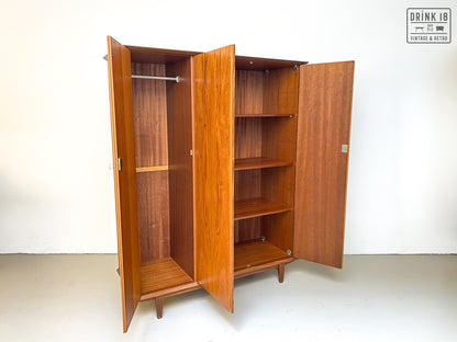 Vintage kleerkast - Louis Van Teeffelen
