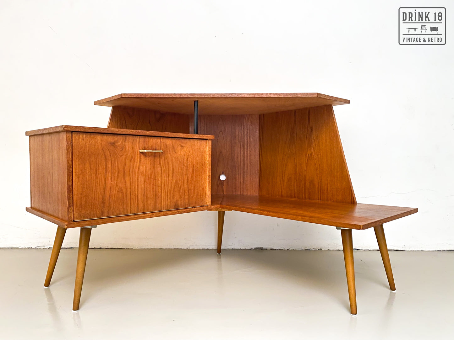 Vintage Design - TV Meubel/Hoekkast