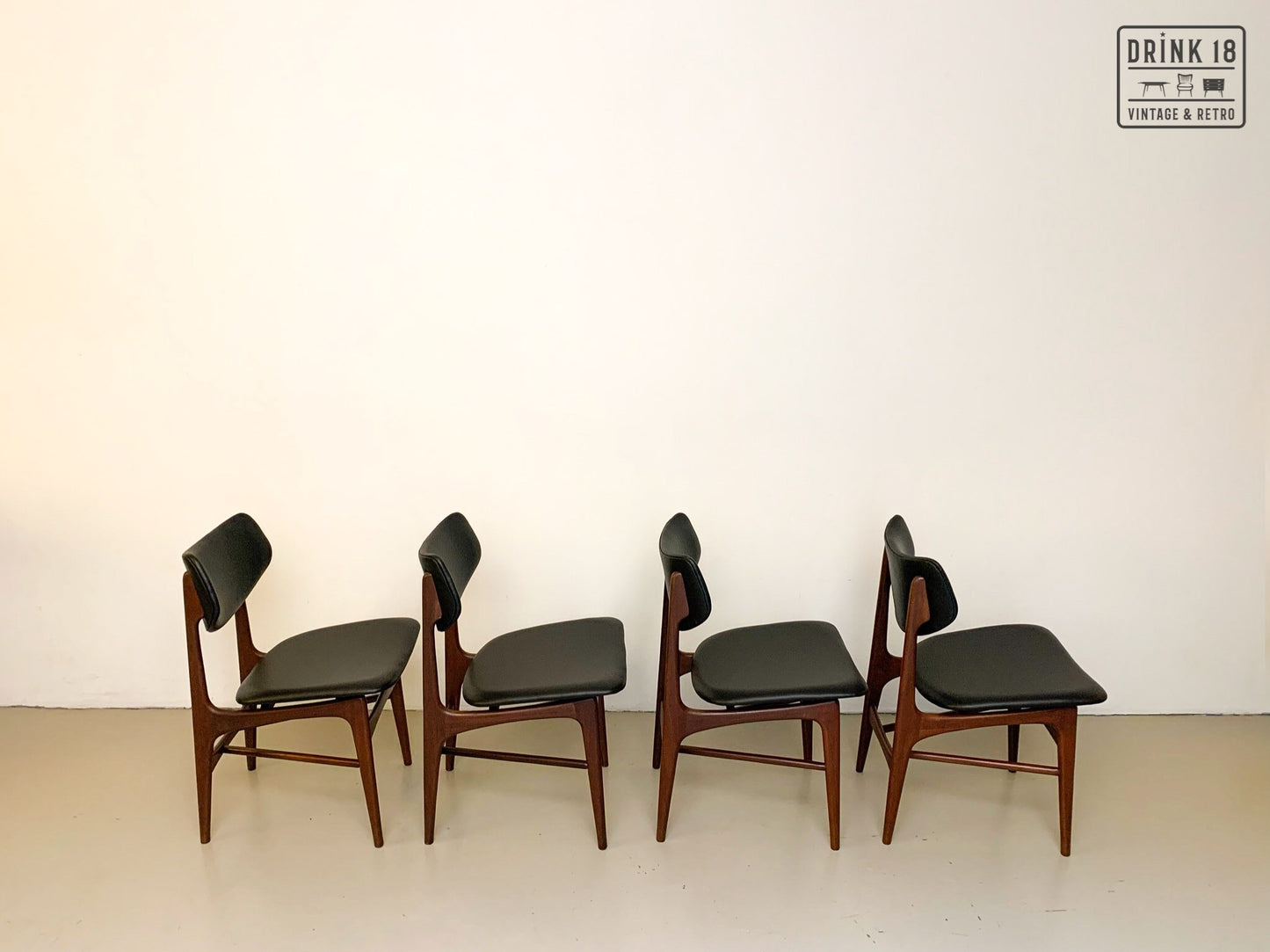 Zes vintage Hamar stoelen - Louis van Teeffelen