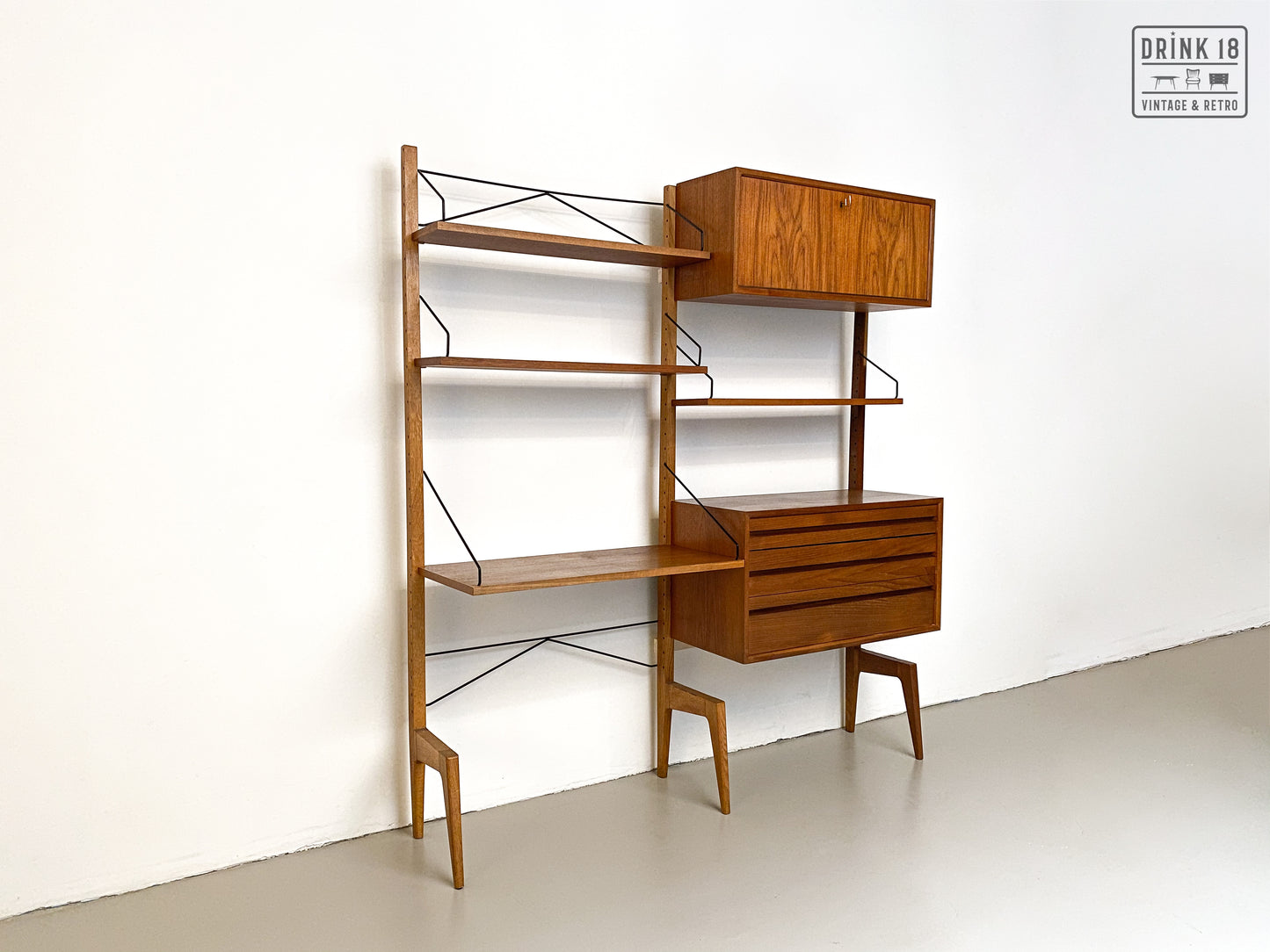 Poul Cadovius - Wandsysteem #2