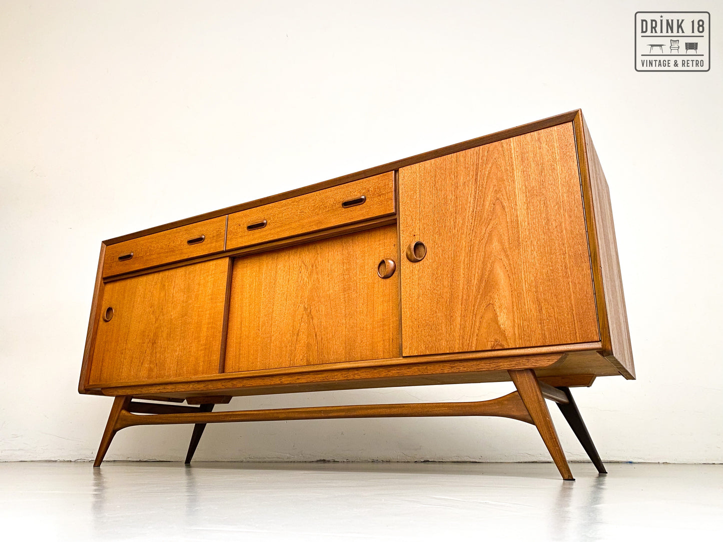 Sideboard - Louis Van Teeffelen