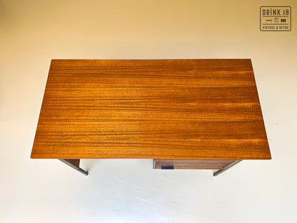 Vintage - Bureau #7