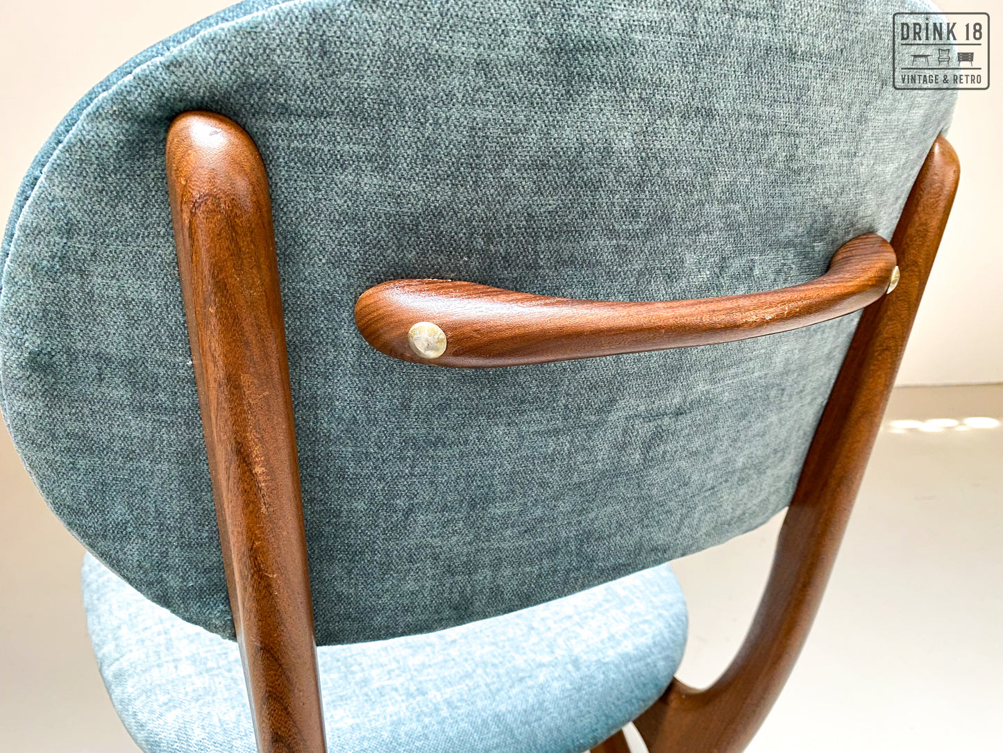 Vier vintage eetkamerstoelen (Eden) - Louis van Teeffelen