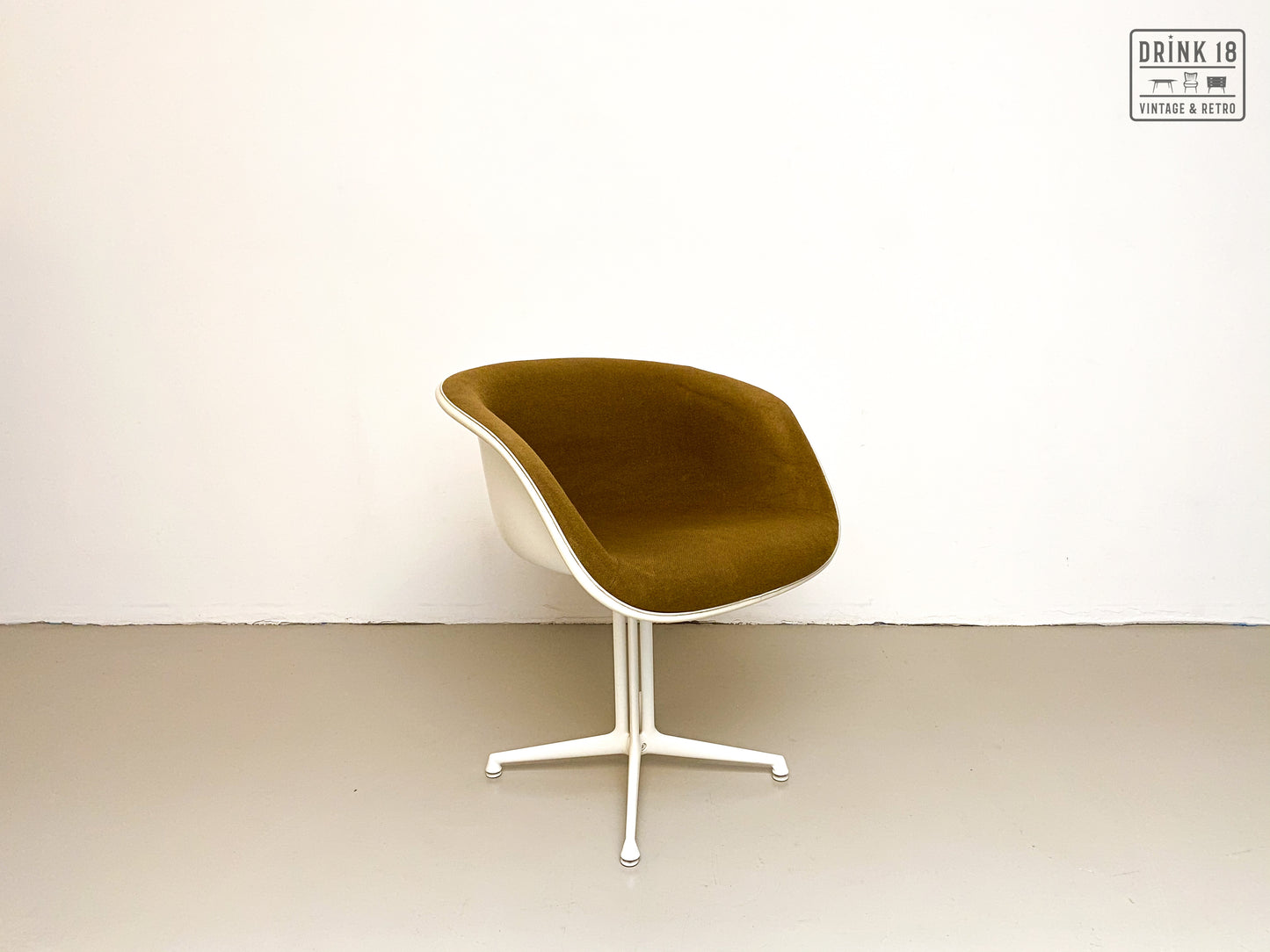 Shell La Fonda stoelen - Charles & Ray Eames voor Herman Miller