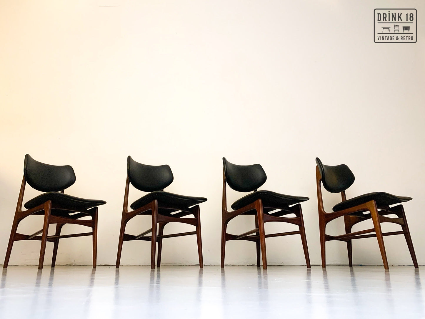 Zes vintage Hamar stoelen - Louis van Teeffelen