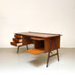 Boomerang XL Bureau met stoel - Louis van Teeffelen