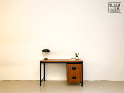 Bureau EH01 (JS) - C.B. voor Pastoe