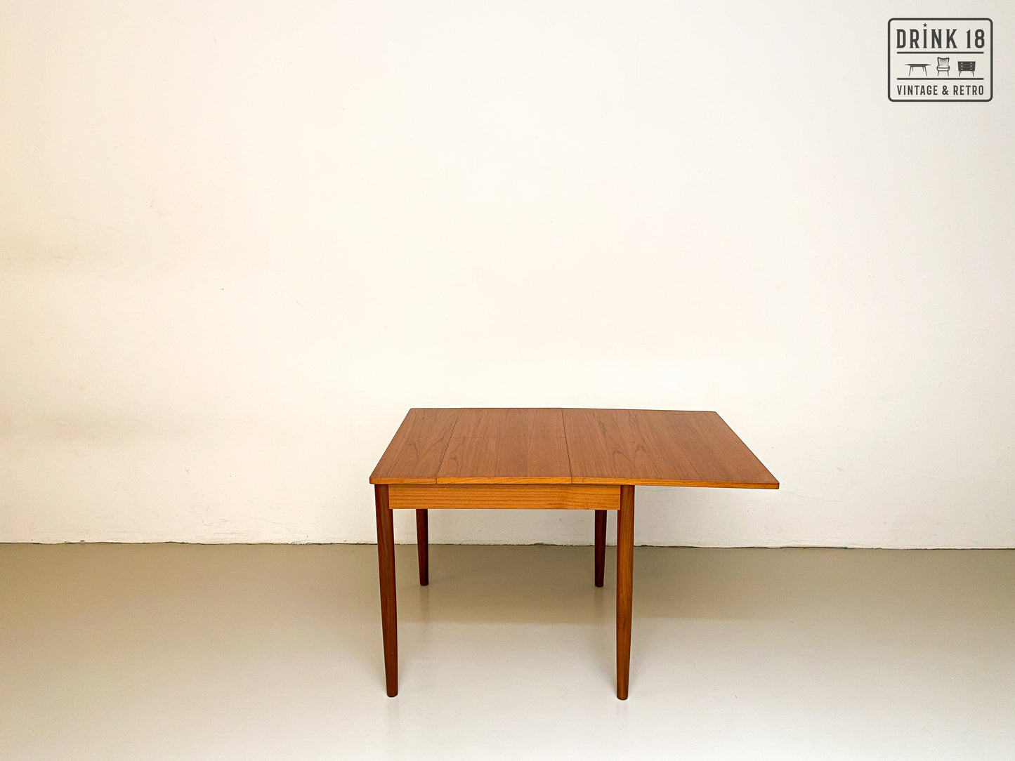 Vintage - Verlengbare vierkante eettafel #1