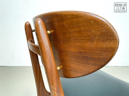 Vier vintage stoelen - Louis van Teeffelen