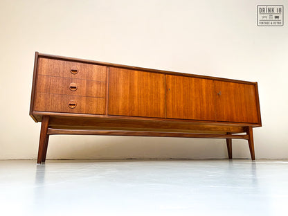 Sideboard - Louis Van Teeffelen
