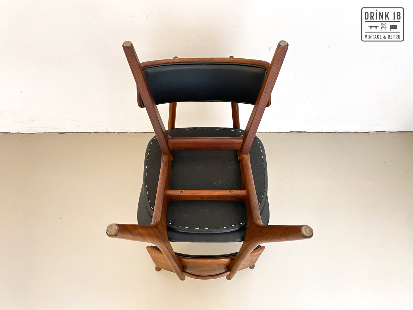Vier Stravanger stoelen - Louis van Teeffelen